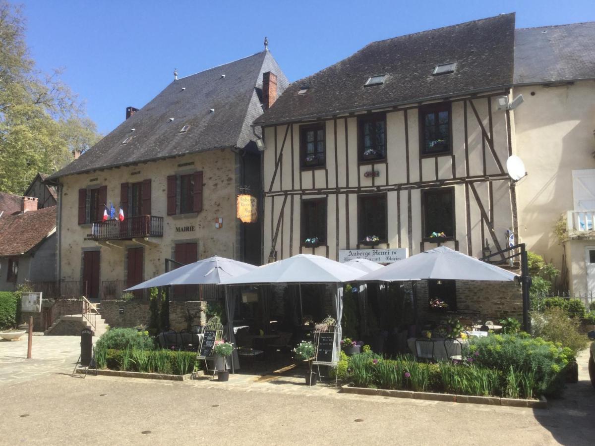 Auberge Henri IV Segur-le-Chateau Buitenkant foto