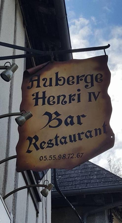 Auberge Henri IV Segur-le-Chateau Buitenkant foto